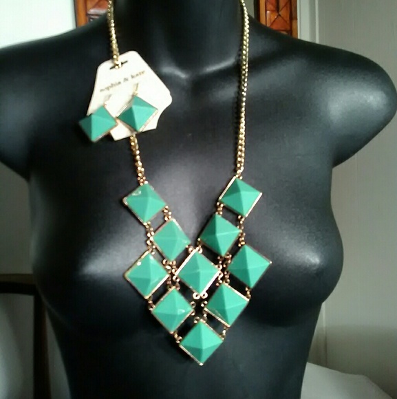 Jewelry - Fashion Statement Necklace/Earrings